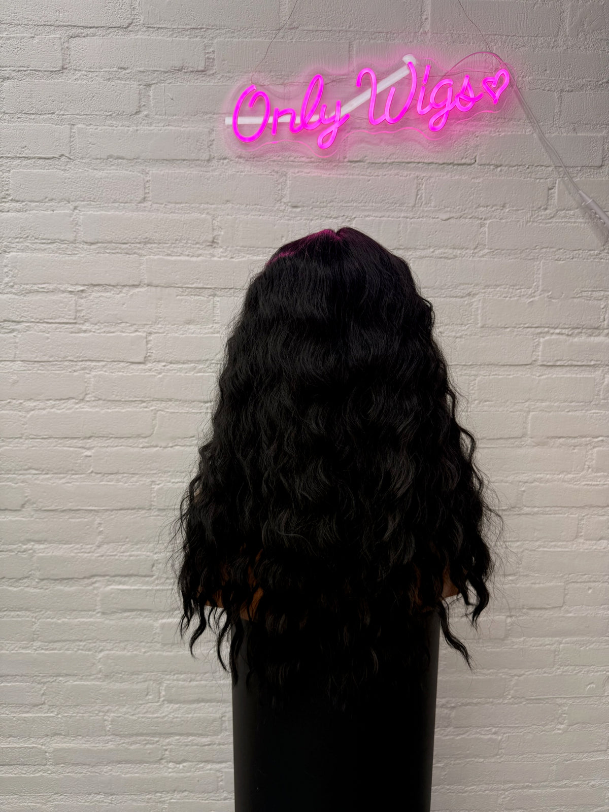 Lola black